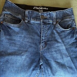 Flag & Anthem Women's Blue Cropped Jeans